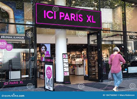 ICI PARIS XL.